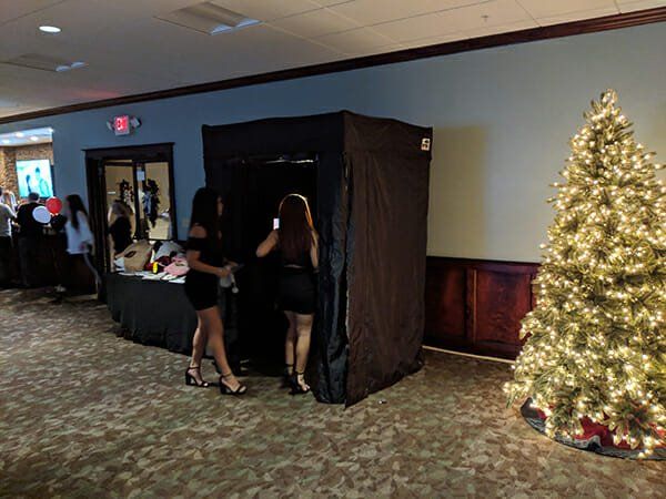 magic mirror photo booth rental