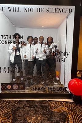 Enhance Guest Enjoyment Using a Photo Booth Box 2 20250320 185449027 1